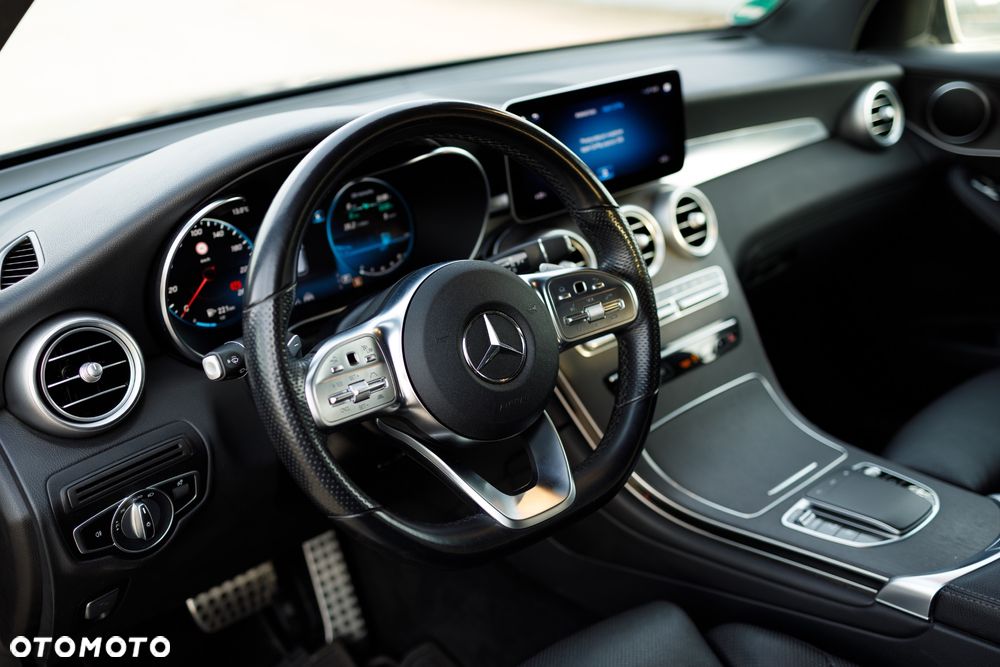 Mercedes-Benz GLC 300 de 4Matic 9G-TRONIC AMG Line Plus - 10