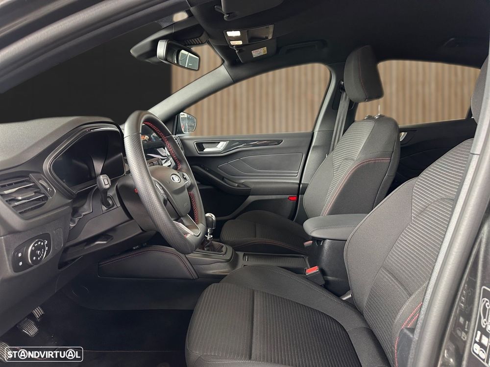 Ford Focus 1.0 EcoBoost MHEV ST-Line - 10