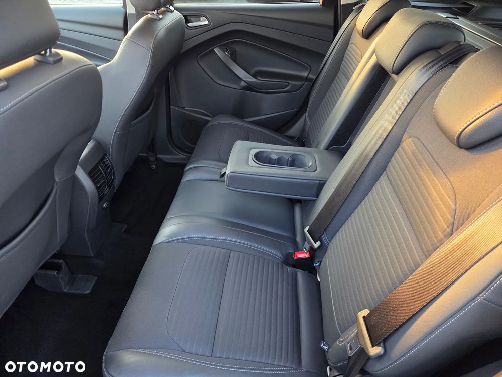 Ford Kuga 2.0 TDCi 4WD Titanium - 12