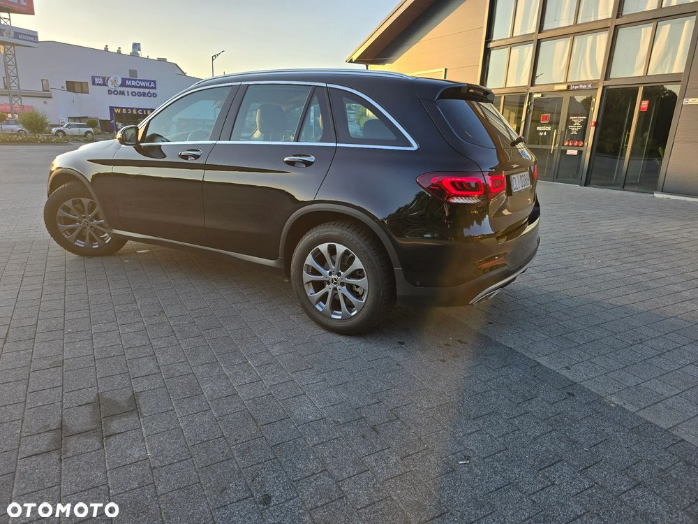 Mercedes-Benz GLC 200 4Matic 9G-TRONIC Exclusive - 2