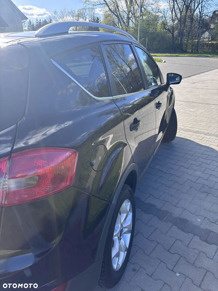 Ford Kuga 2.0 TDCi Titanium FWD - 6