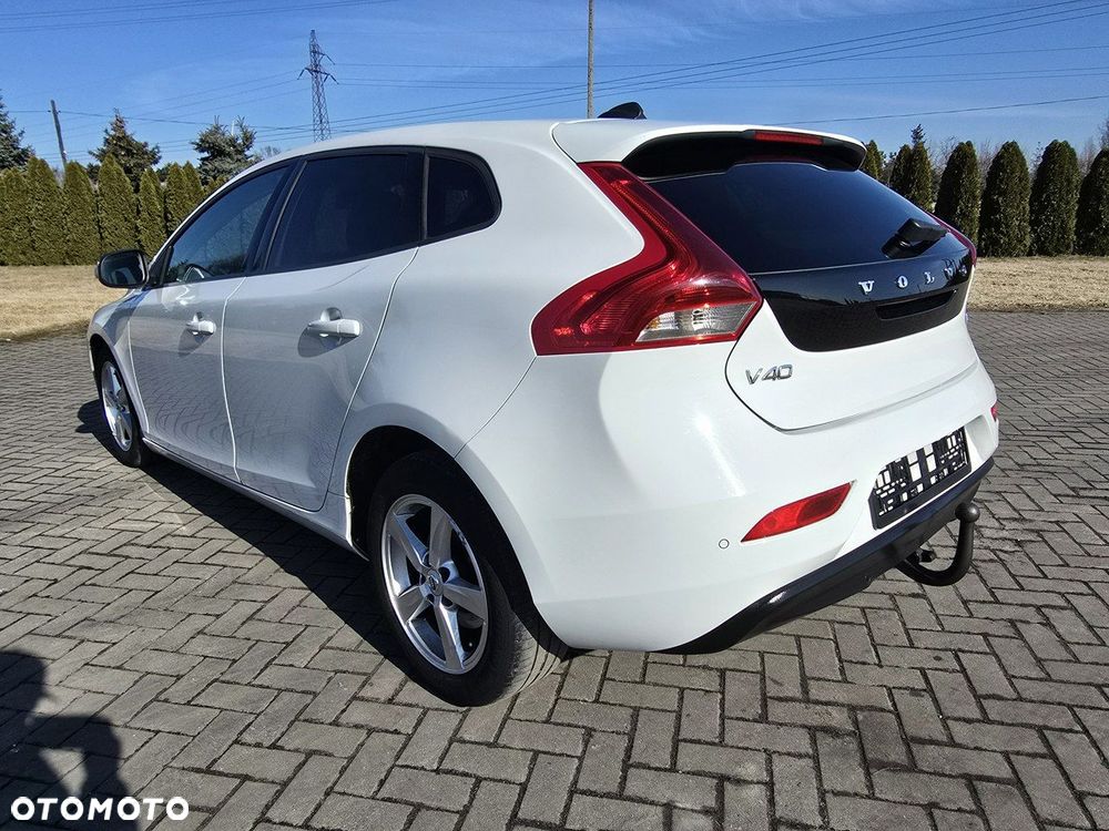 Volvo V40 - 8