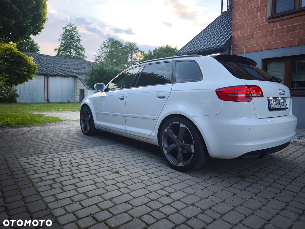Audi A3 Sportback 2.0 TDI DPF S line Sportpaket - 24