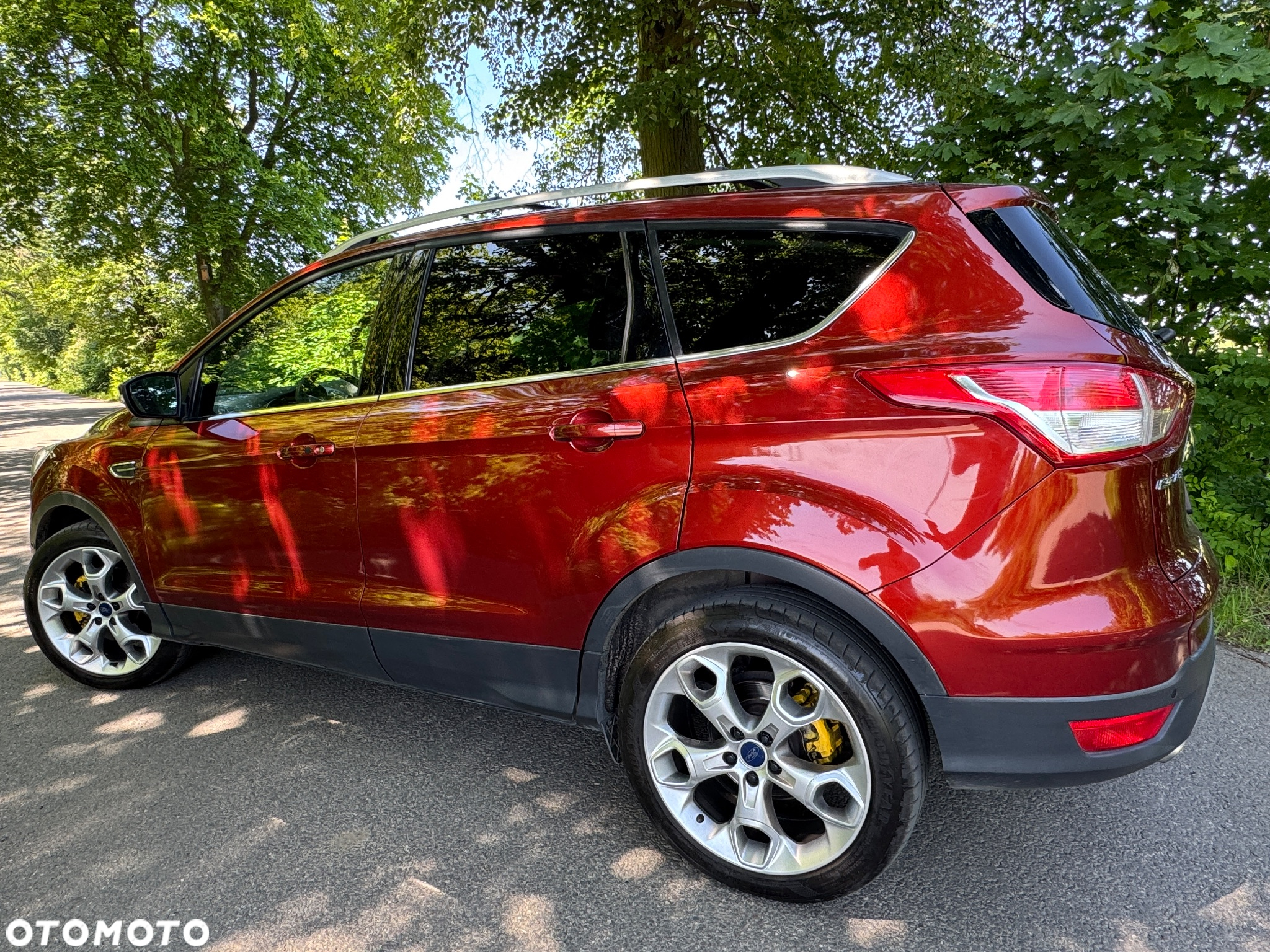 Ford Escape 2.0 EcoBoost AWD Titanium - 3