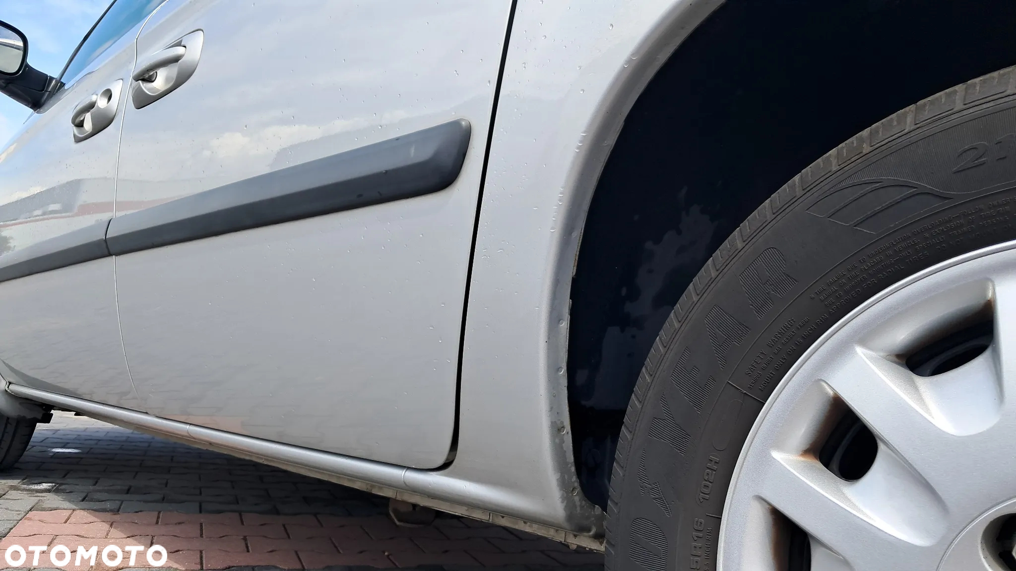 Chrysler Voyager 2.4 SE - 11
