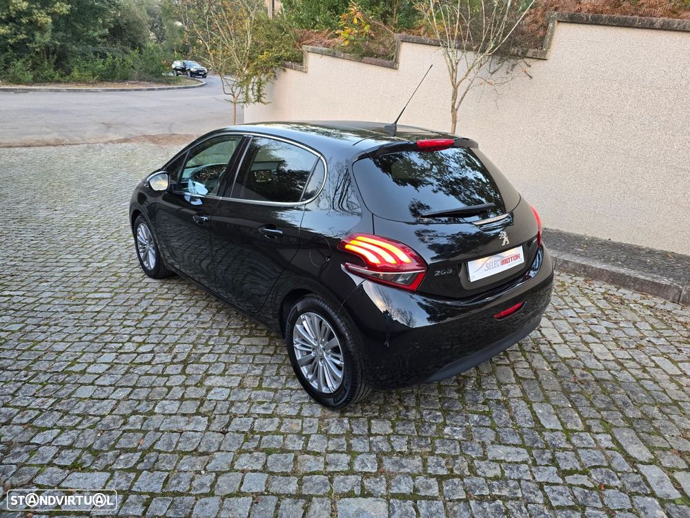 Peugeot 208 1.6 BlueHDi Allure - 6