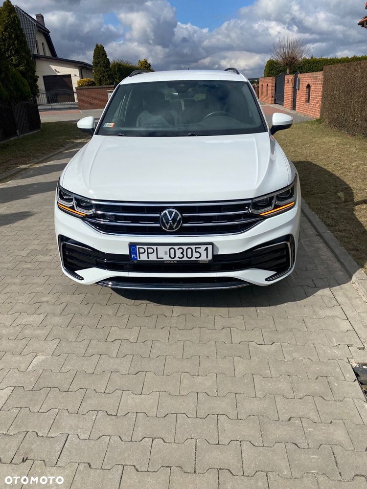Volkswagen Tiguan - 11
