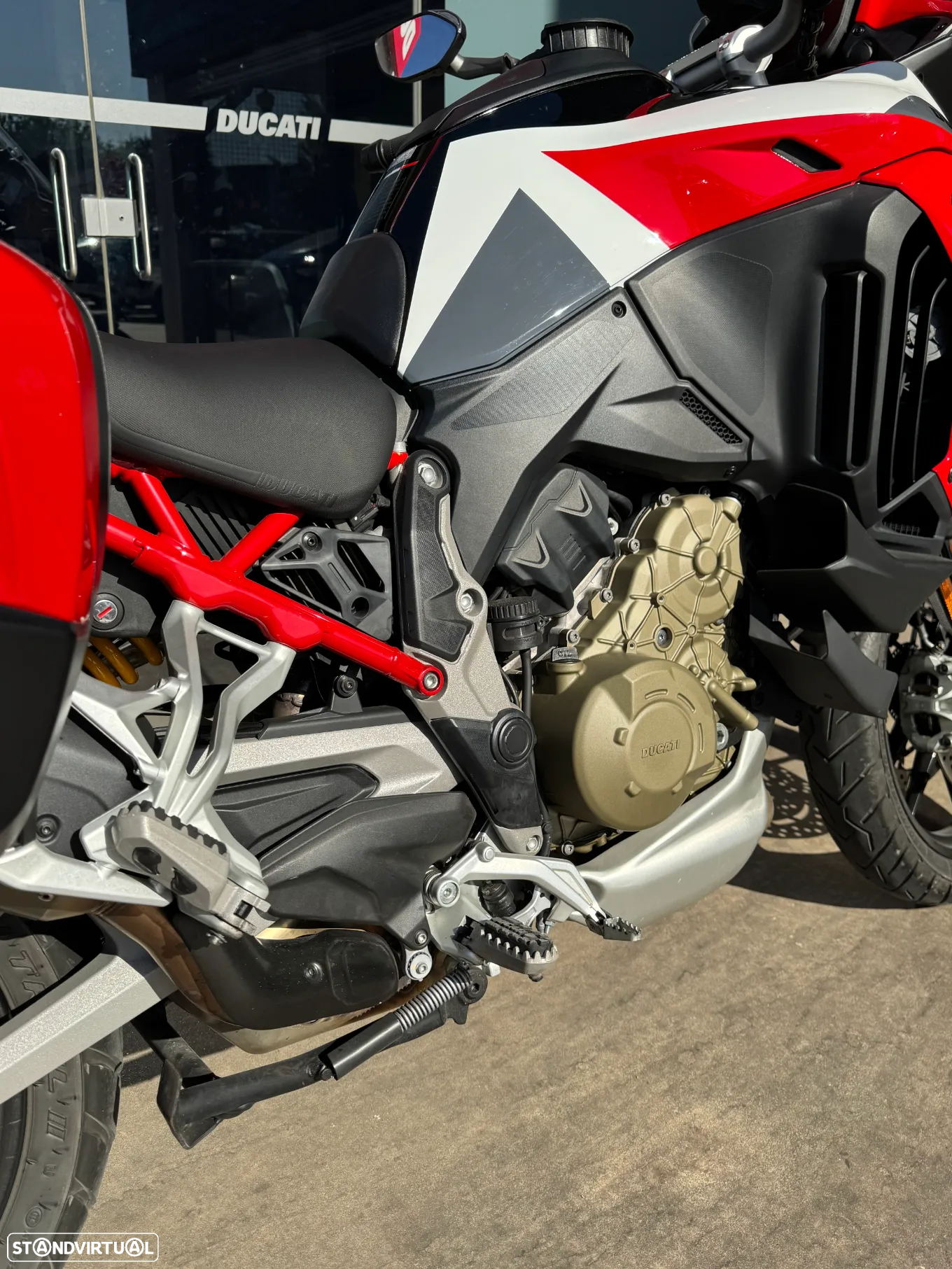Ducati Multistrada V4 S SPORT - 10