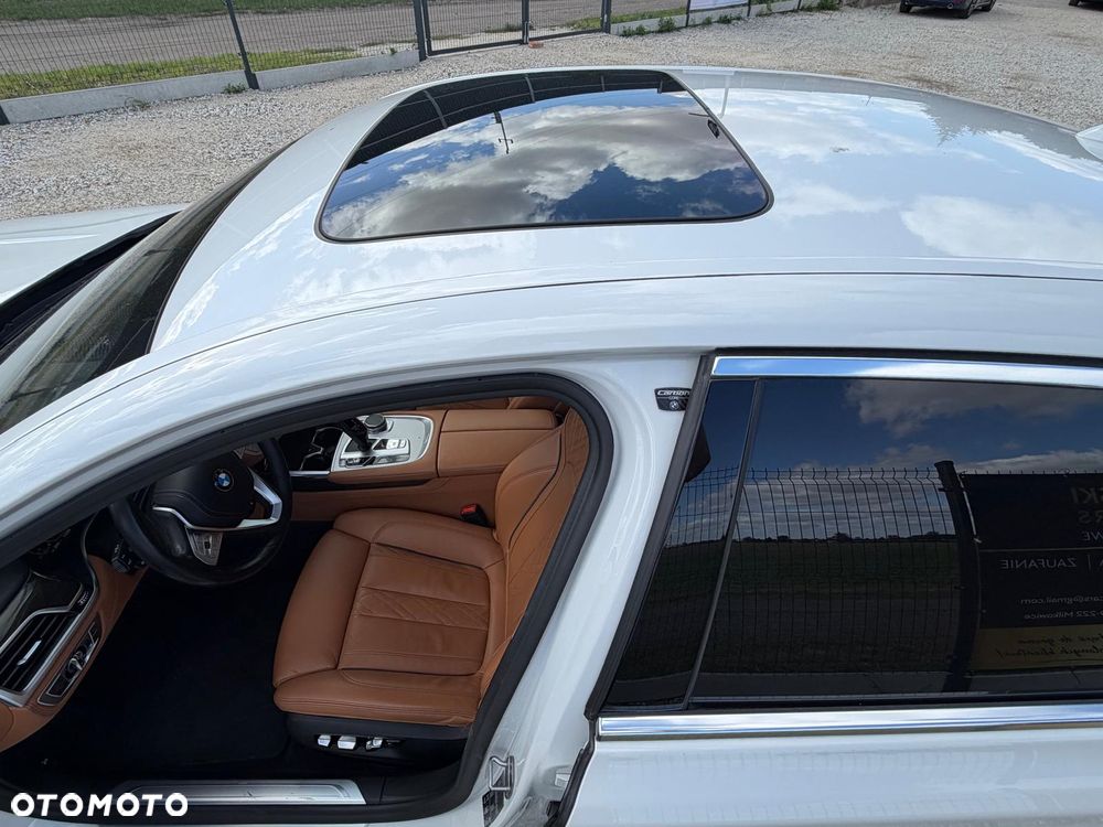 BMW Seria 7 750Li xDrive sport - 16