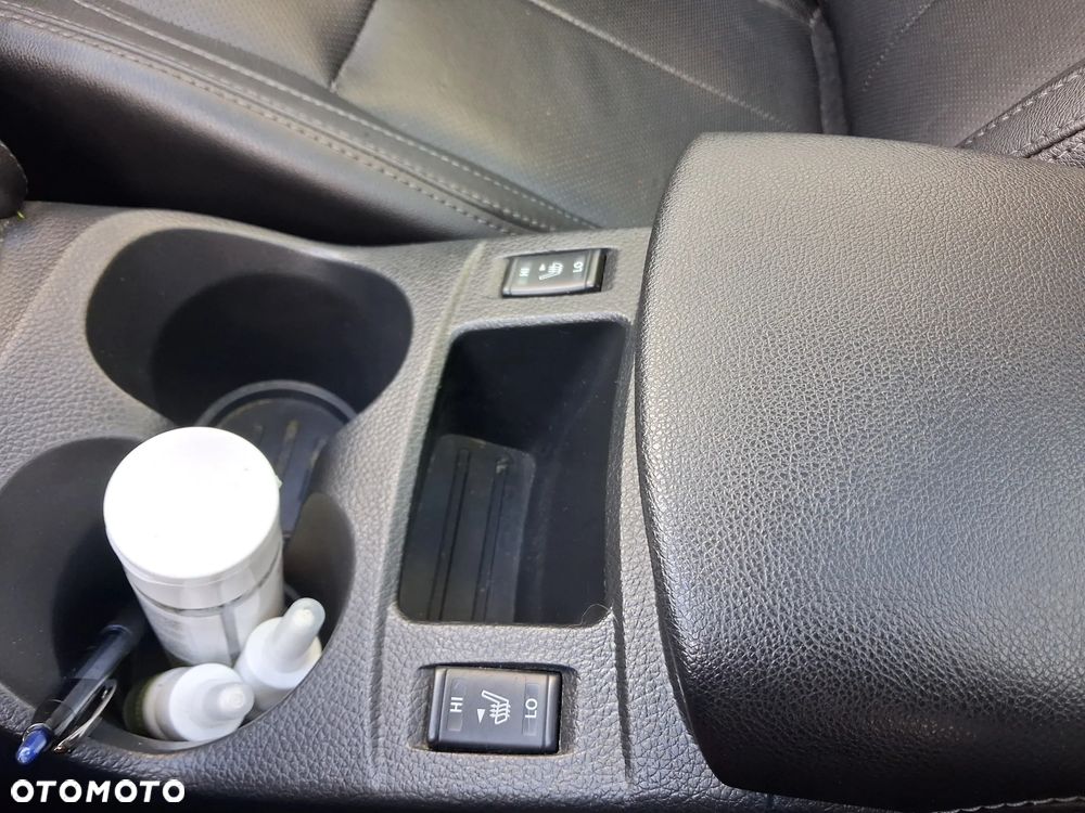 Nissan Qashqai 1.6 DCi ALL-MODE 4x4i TEKNA+ - 26