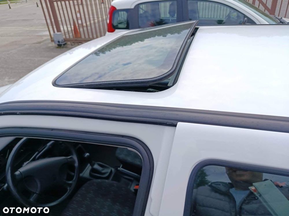 Volkswagen Golf 1.9 CL D - 6