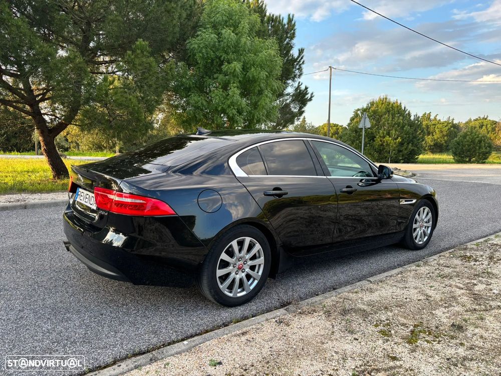 Jaguar XE - 57