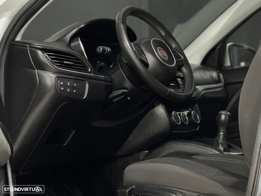 Fiat Tipo 1.3 M-Jet Lounge - 2