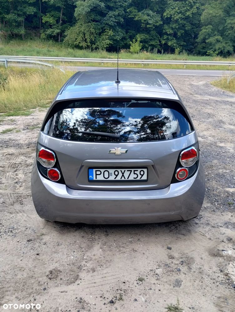 Chevrolet Aveo - 6