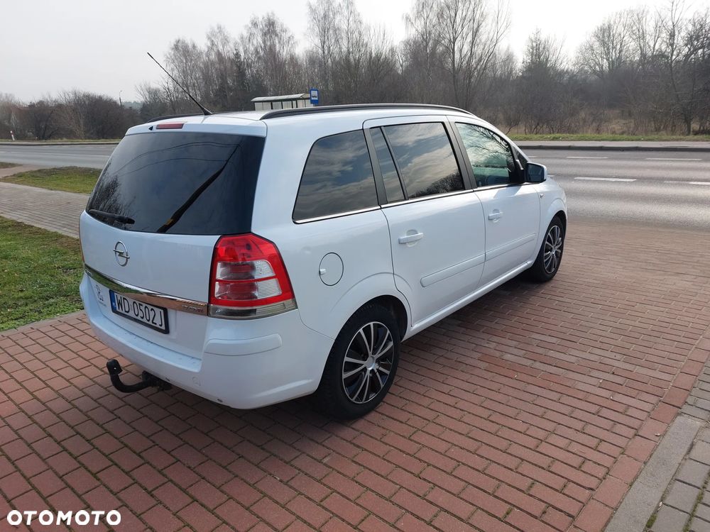 Opel Zafira 1.7 CDTI - 10