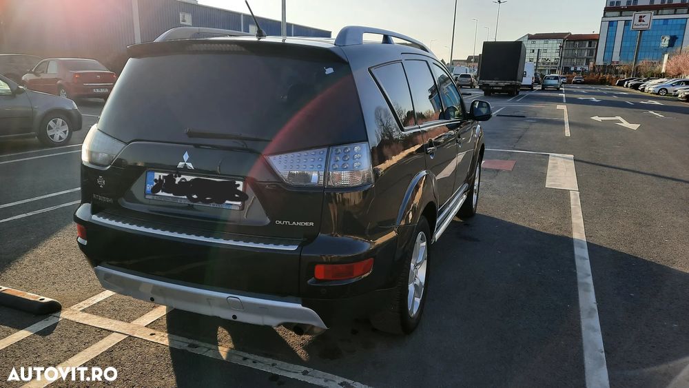 Mitsubishi Outlander 2.0 2WD Invite A04 - 4