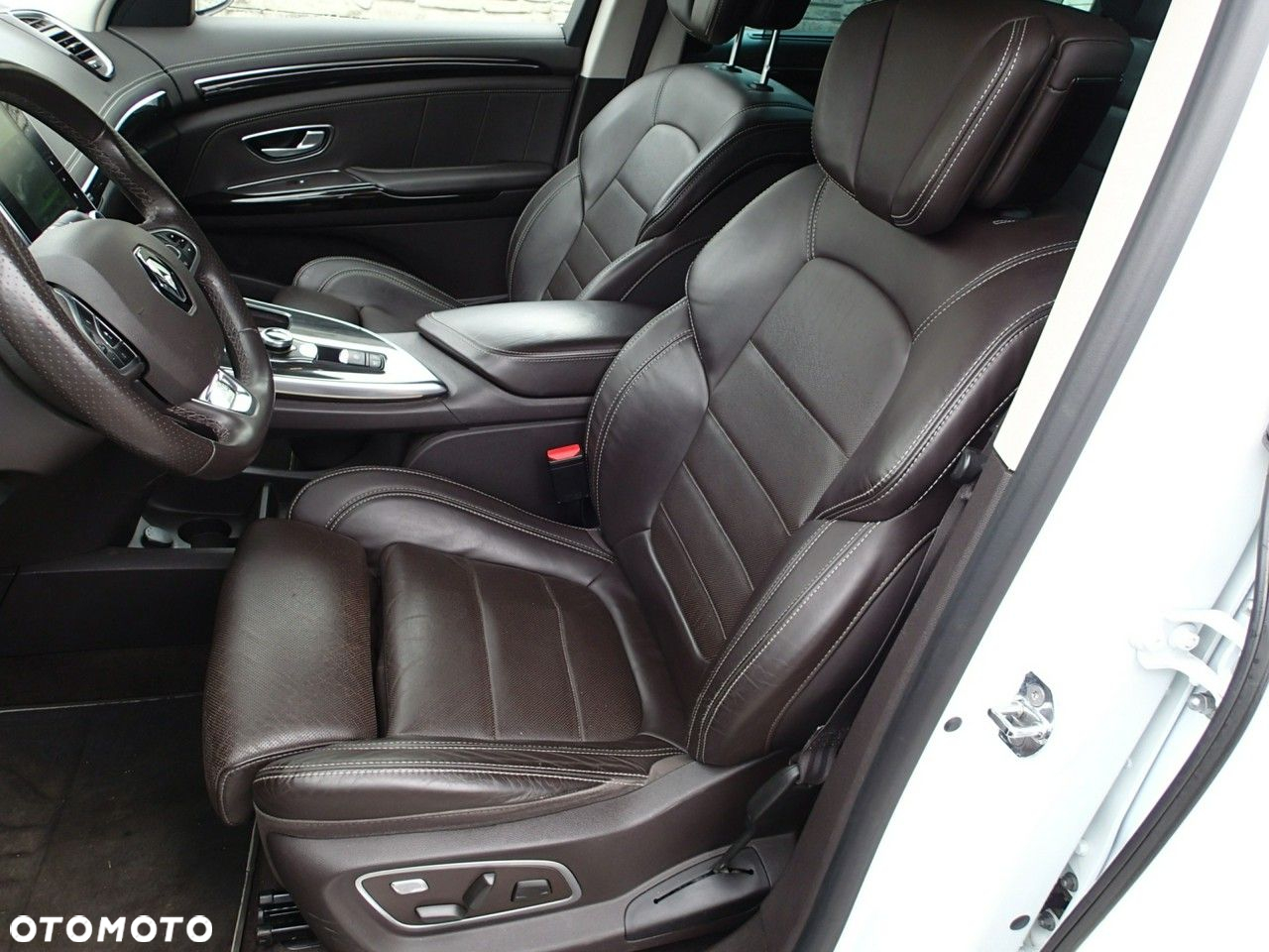 Renault Espace 1.6 TCE Initiale Paris EDC 7os - 9