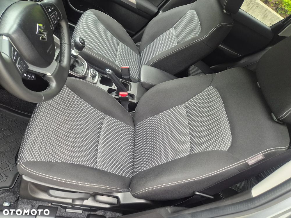 Suzuki Vitara - 16