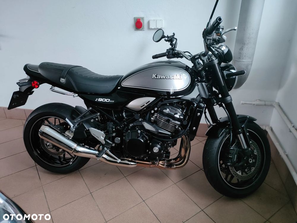 Kawasaki Z 900 RS - 5