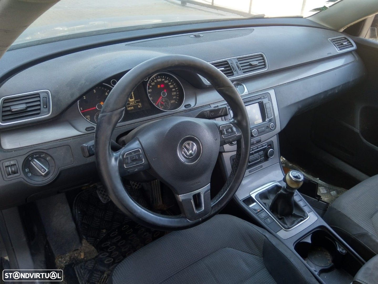 VW Passat Variant (B7) (3C5) 2.0TDi 140cv - 2011 - Para Peças - 4