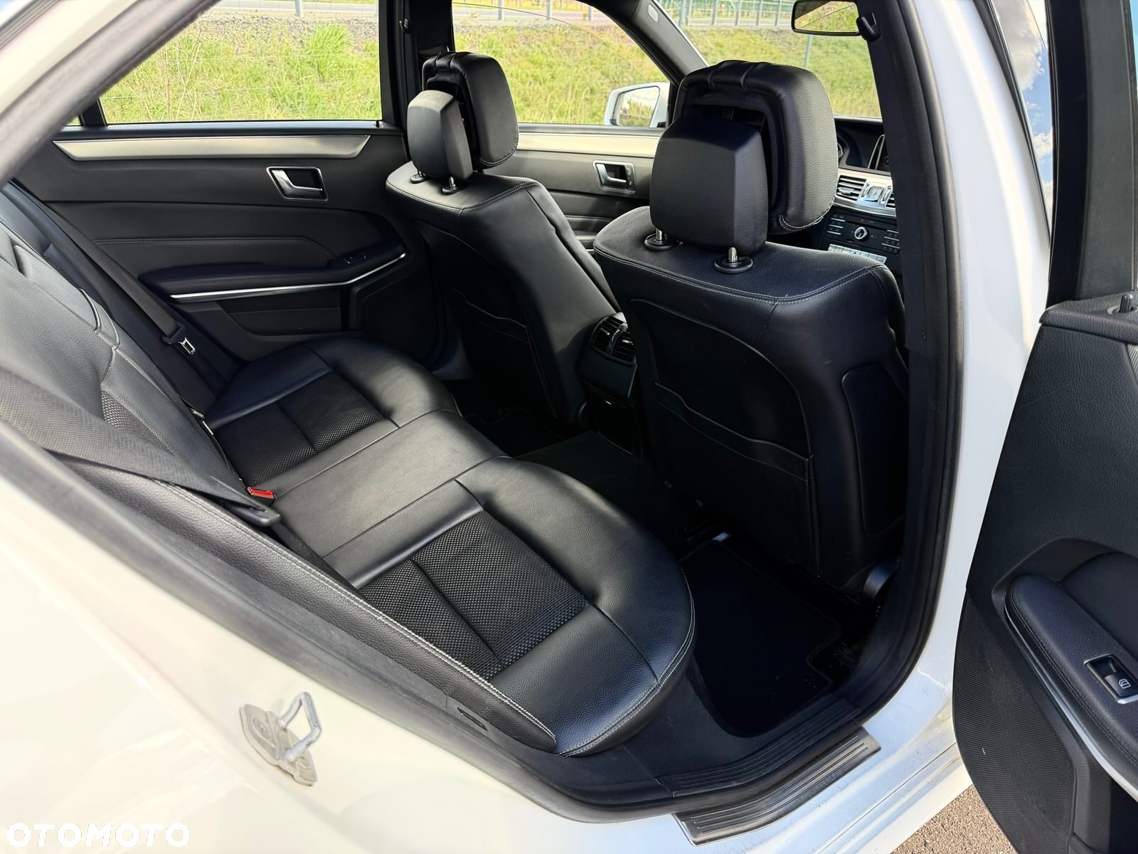 Mercedes-Benz Klasa E 220 BlueTEC 9G-TRONIC Avantgarde - 36