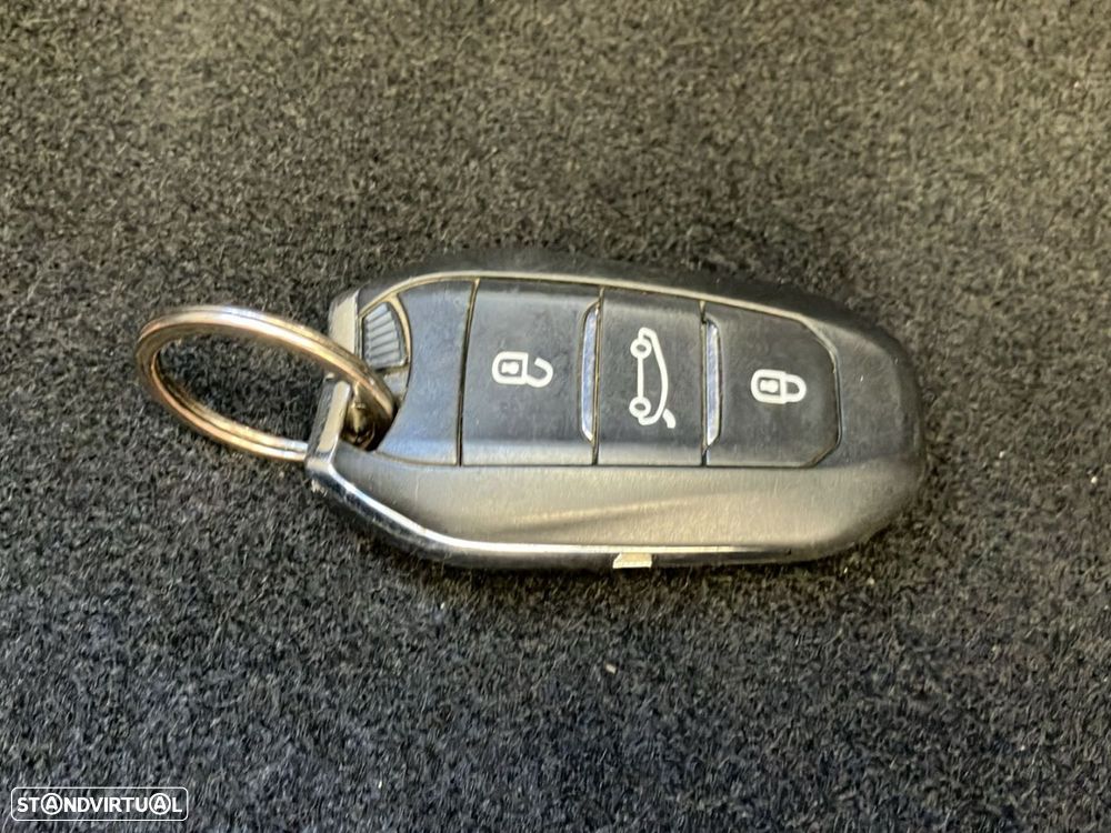 Peugeot 308 SW 1.6 Hybrid Allure e-EAT8 - 19