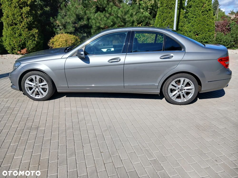 Mercedes-Benz Klasa C 200 7G-TRONIC Avantgarde Edition - 10