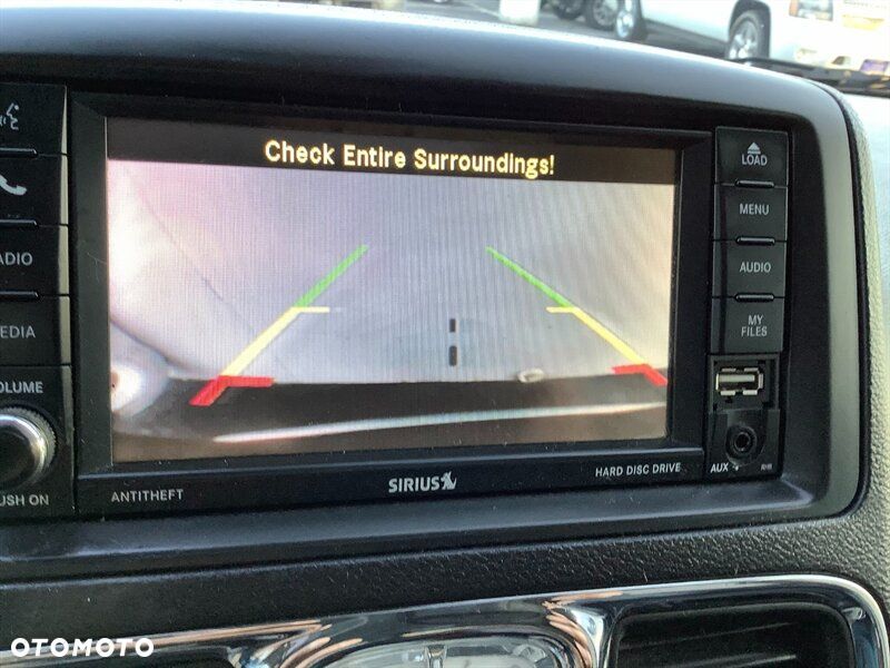 Chrysler Town & Country 3.6 Limited - 18