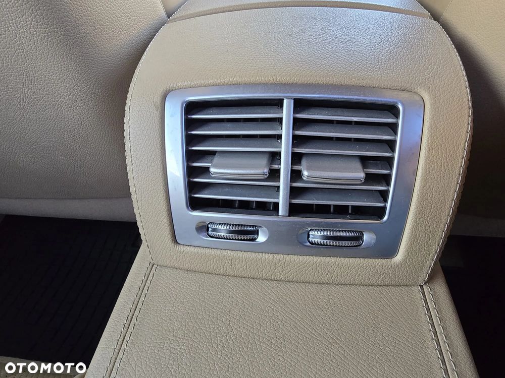 Mercedes-Benz CL 500 4-Matic BlueEff - 30