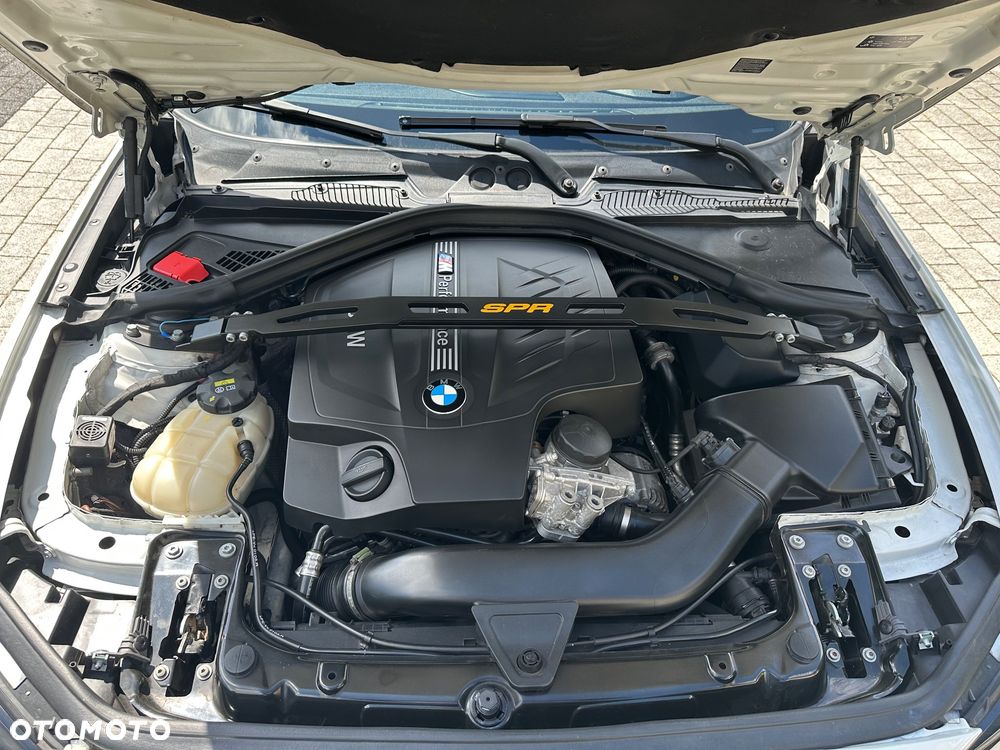 BMW 1M - 13