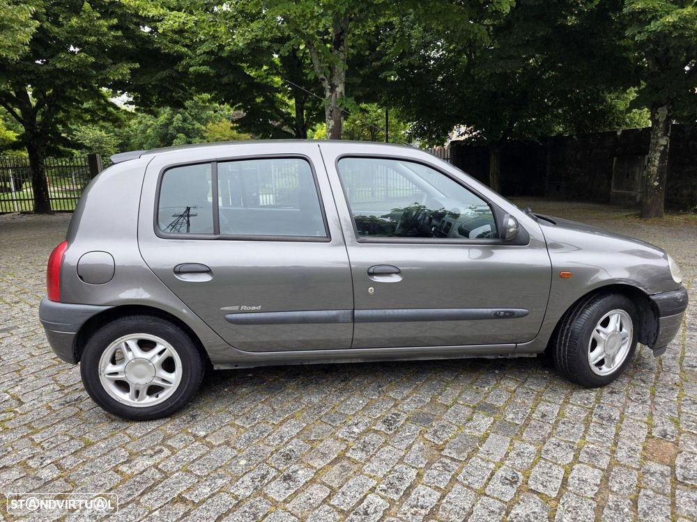 Renault Clio 1.2 Expression - 5
