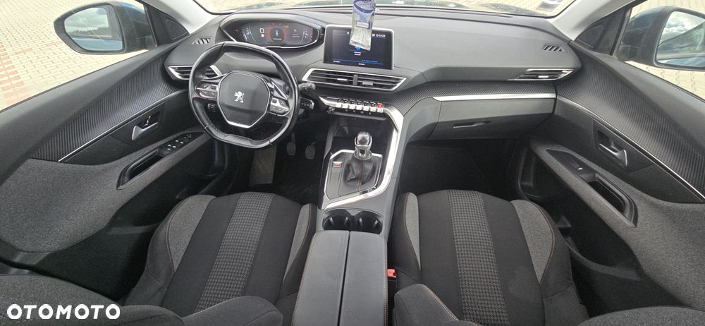 Peugeot 5008 PureTech 130 Stop & Start Access - 12