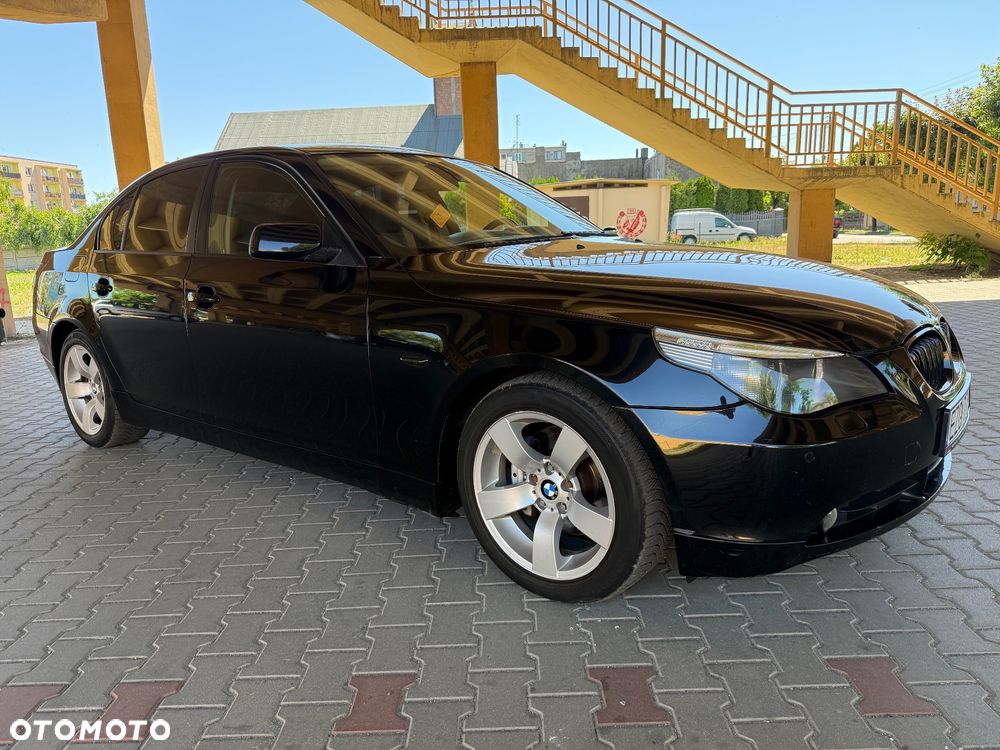 BMW Seria 5 530i - 5