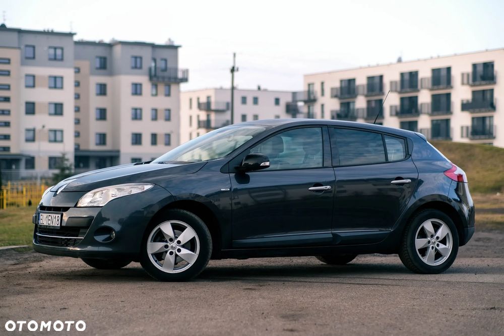 Renault Megane dCi 130 FAP BOSE Edition - 4