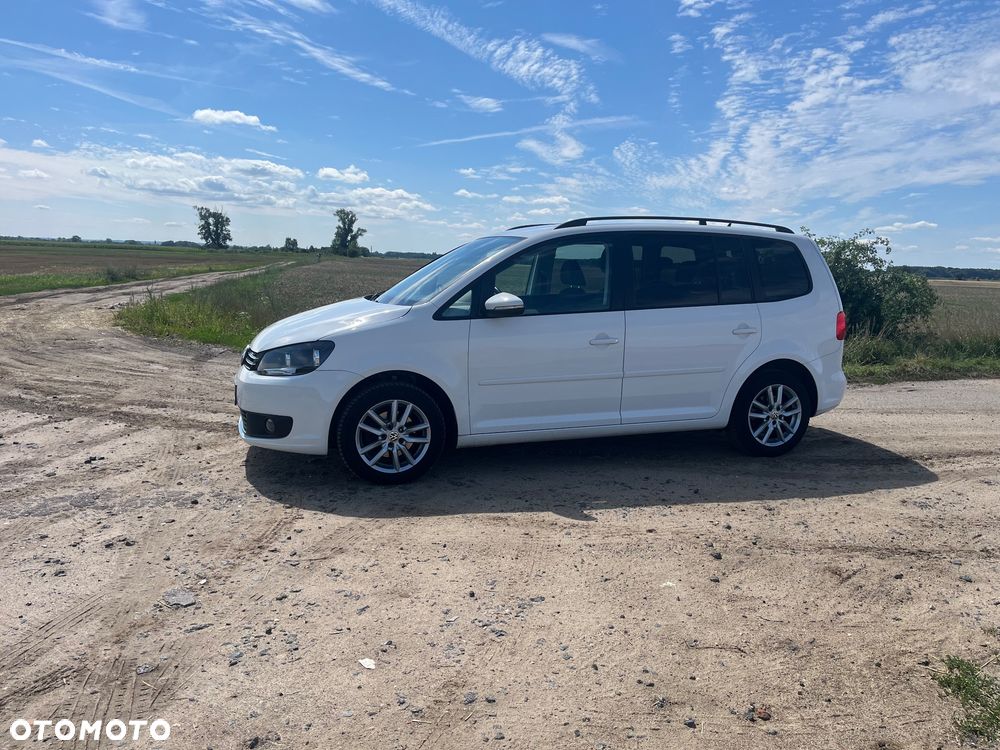 Volkswagen Touran 1.6 TDI DPF Trendline DSG - 5