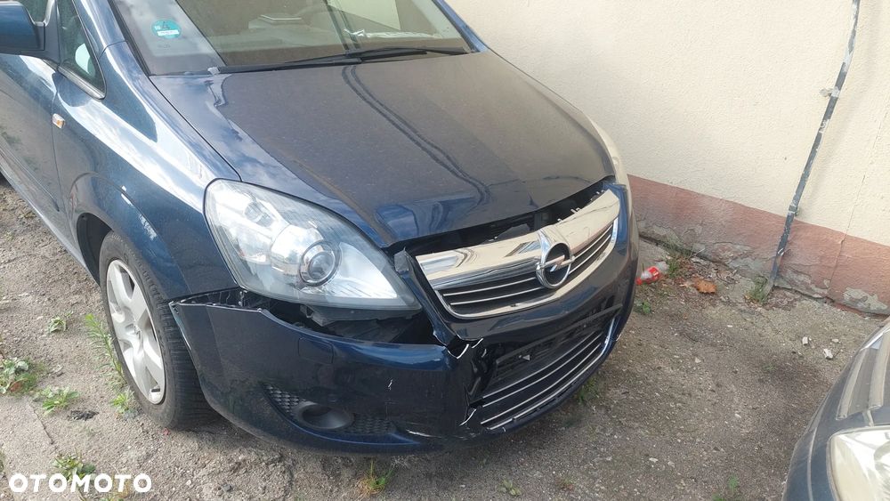 Opel Zafira 1.8 Enjoy - 21