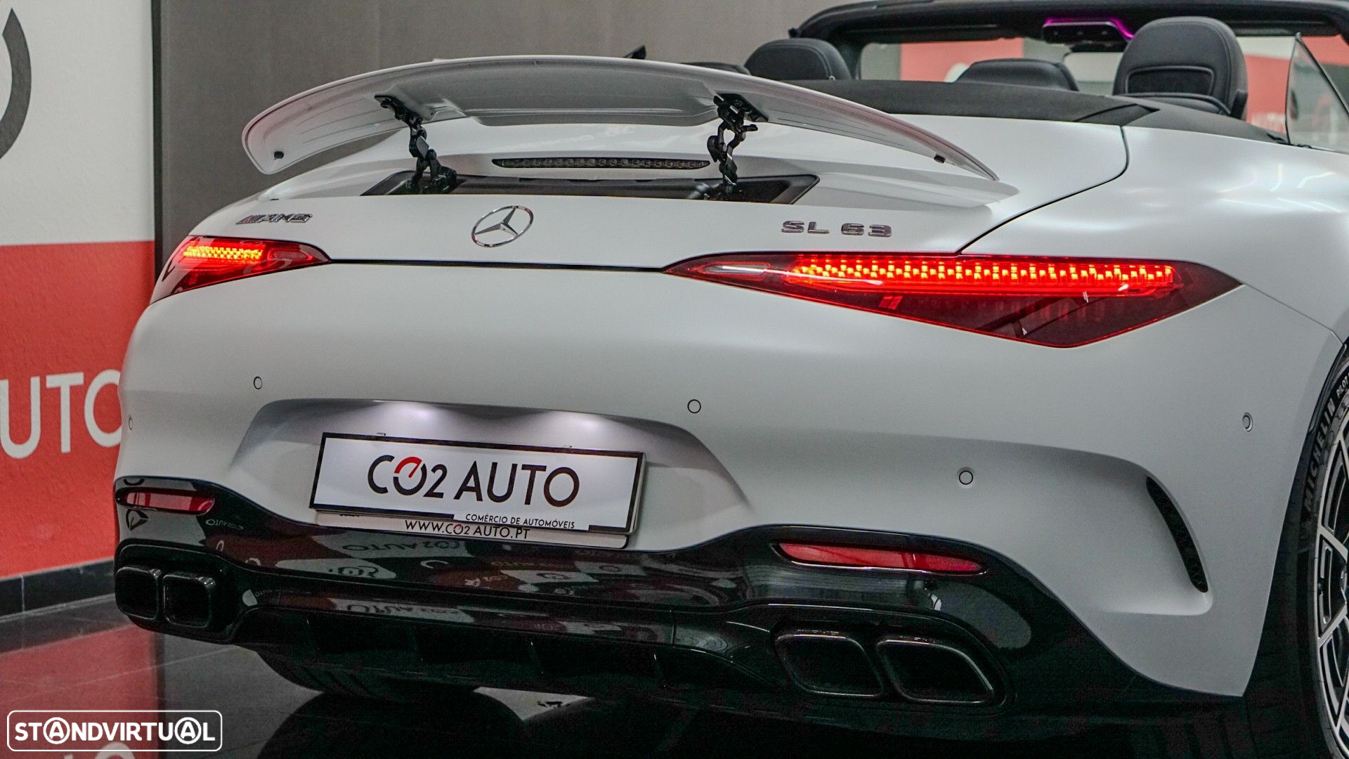 Mercedes-Benz SL 63 AMG - 26