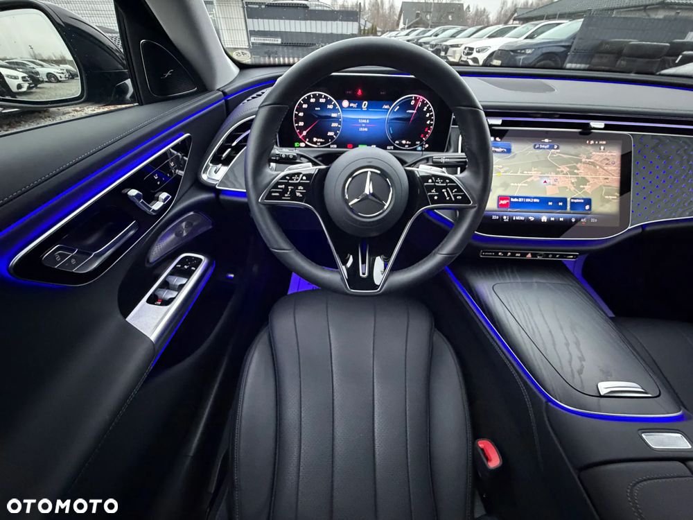 Mercedes-Benz Klasa E 300 de 4-Matic Avantgarde - 38