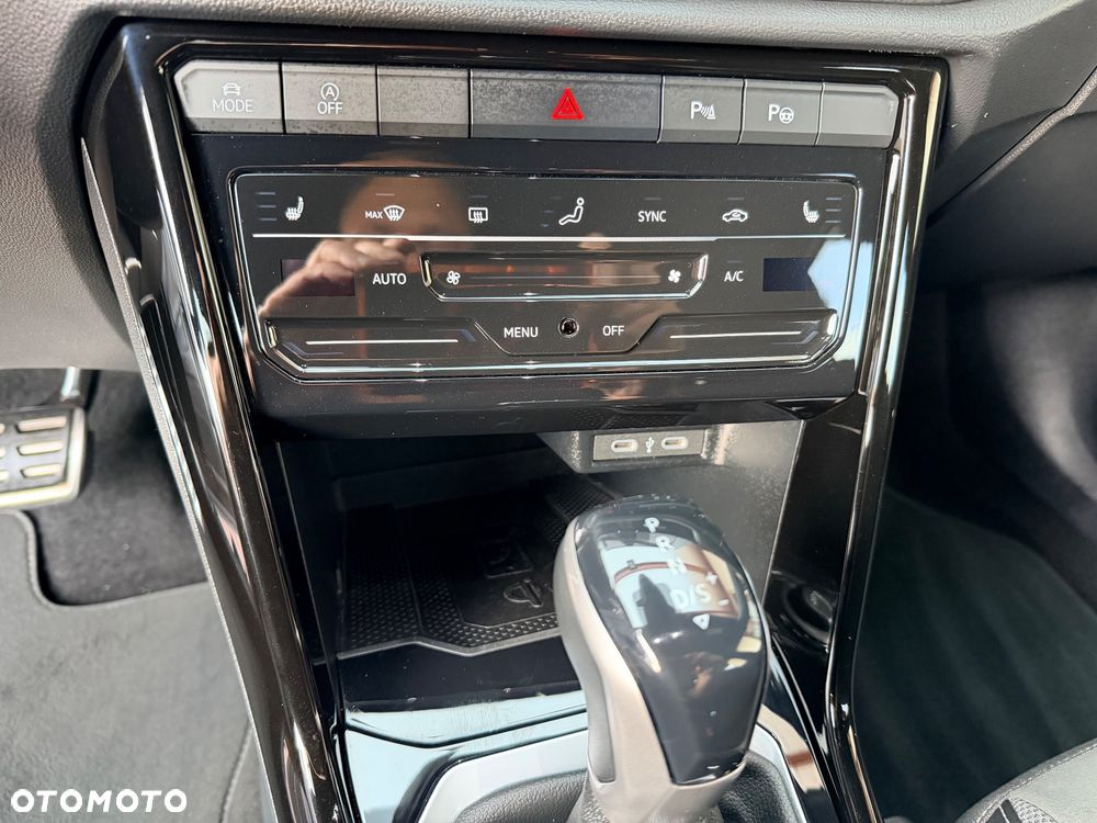 Volkswagen T-Roc 2.0 TDI SCR Final Edition DSG - 24