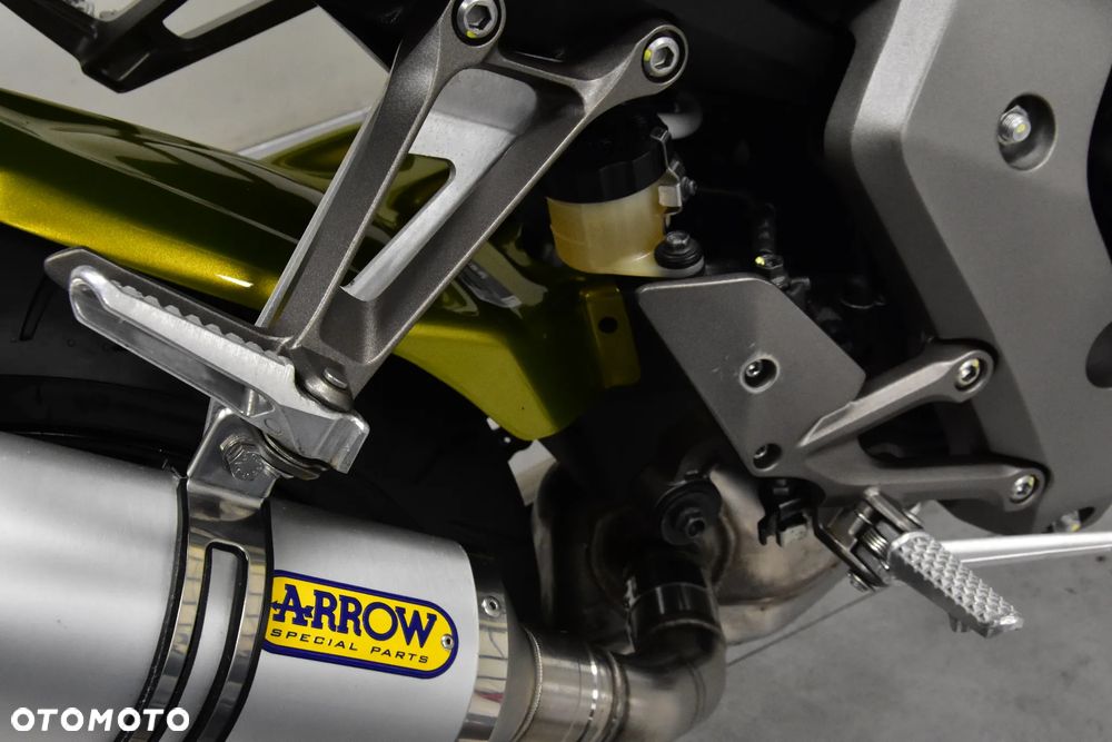 Honda CB - 23