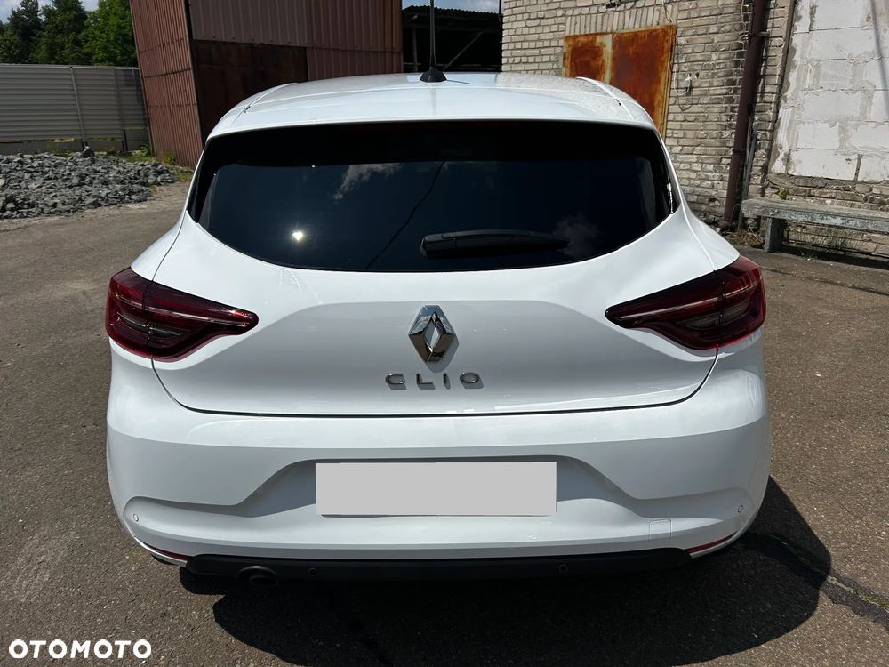 Renault Clio - 2