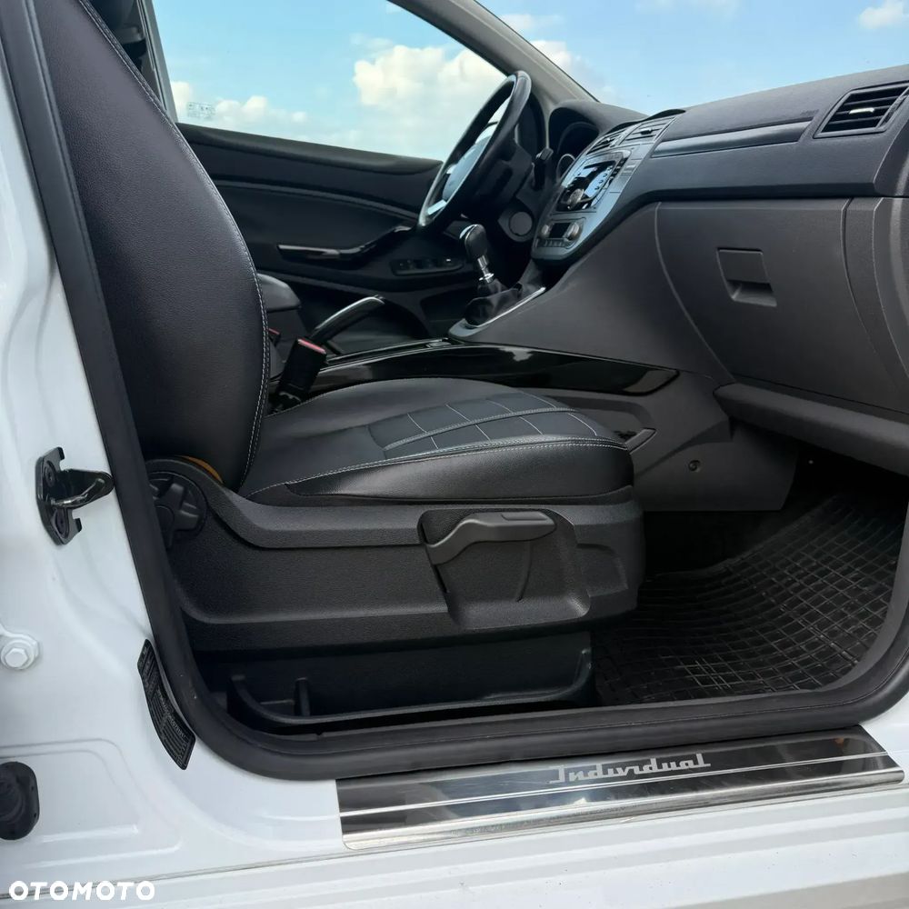 Ford Kuga 2.0 TDCi 4x4 Individual - 3