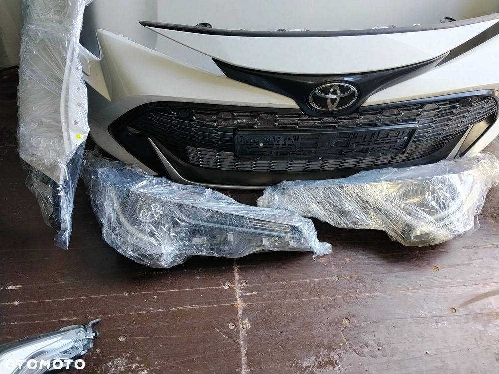 Kompletny przód Toyota Corolla e21 kombi GR kolor 1K6 - 2