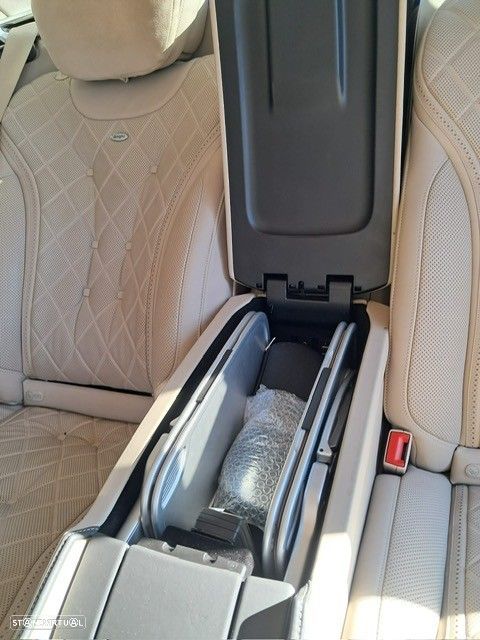 Mercedes-Benz S 500 Maybach 4-Matic - 12