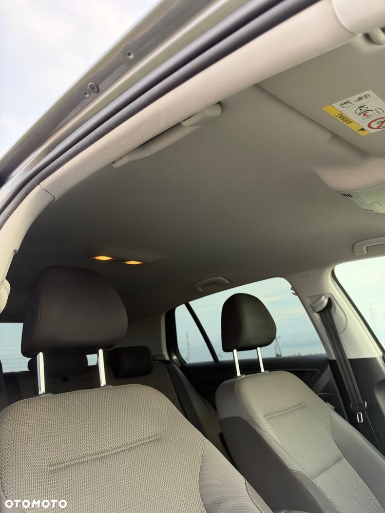 Volkswagen Golf - 18