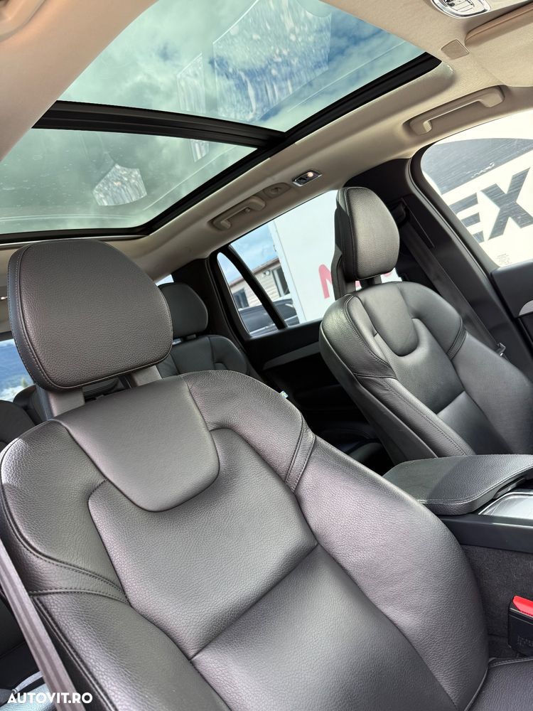 Volvo XC 90 T8 AWD Recharge Geartronic Inscription Edition - 19