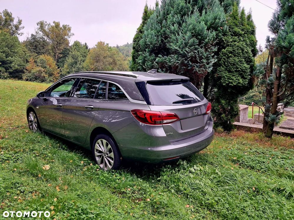 Opel Astra 1.4 T Elite - 11