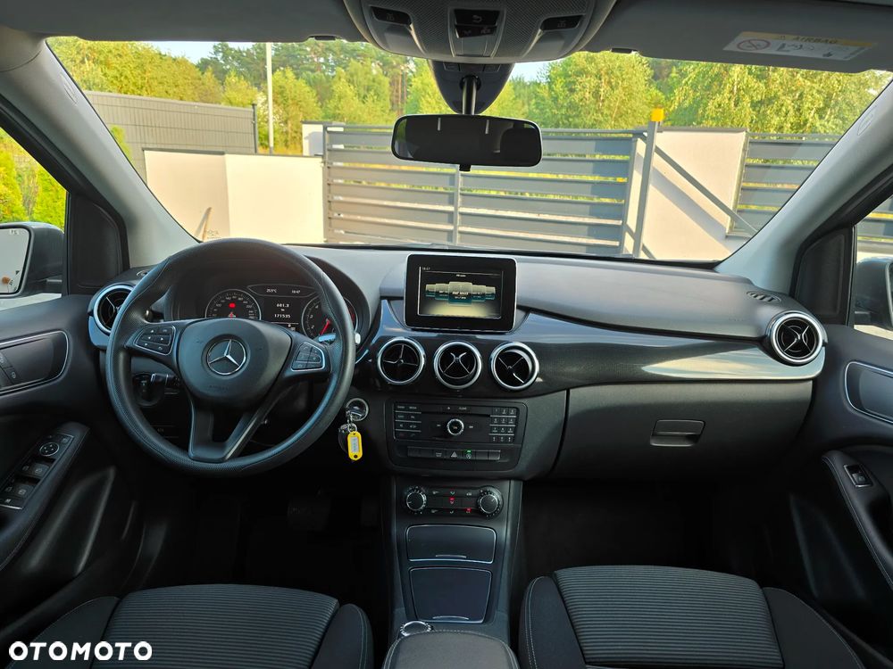 Mercedes-Benz Klasa B 250 4Matic 7G-DCT - 12