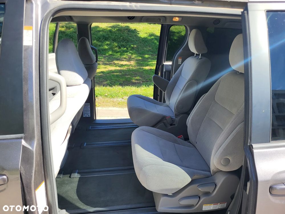 Toyota Sienna 3.5 V6 LE AWD - 25