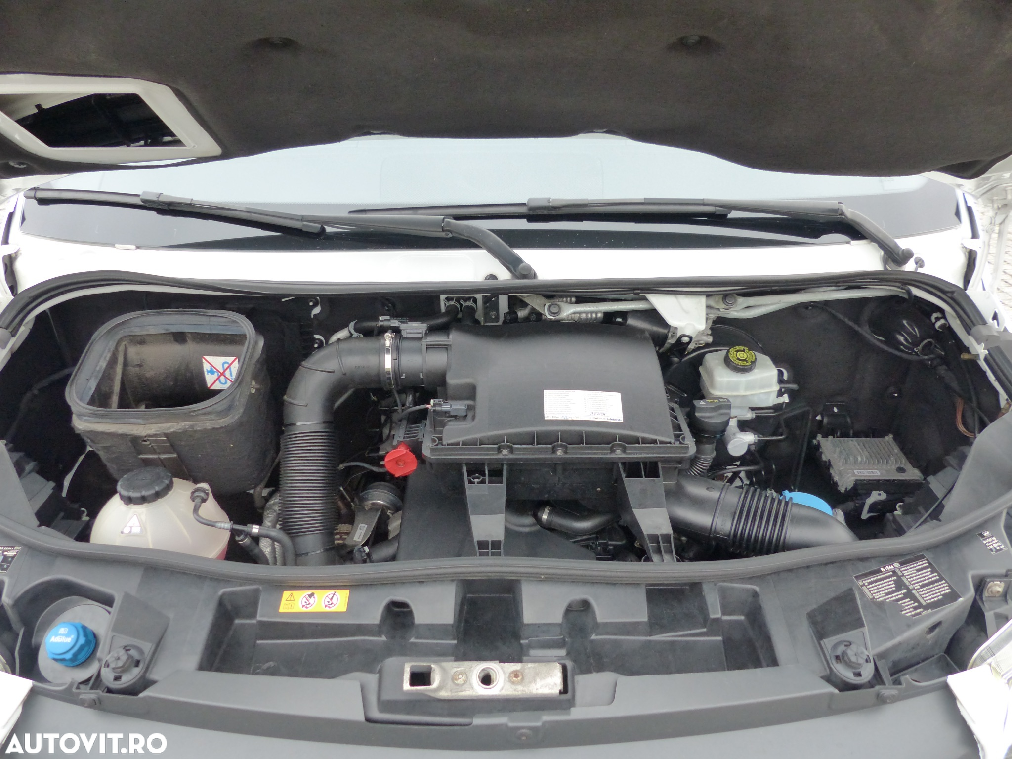 Mercedes-Benz Sprinter - 16